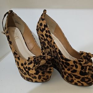 Wedge leopard heels